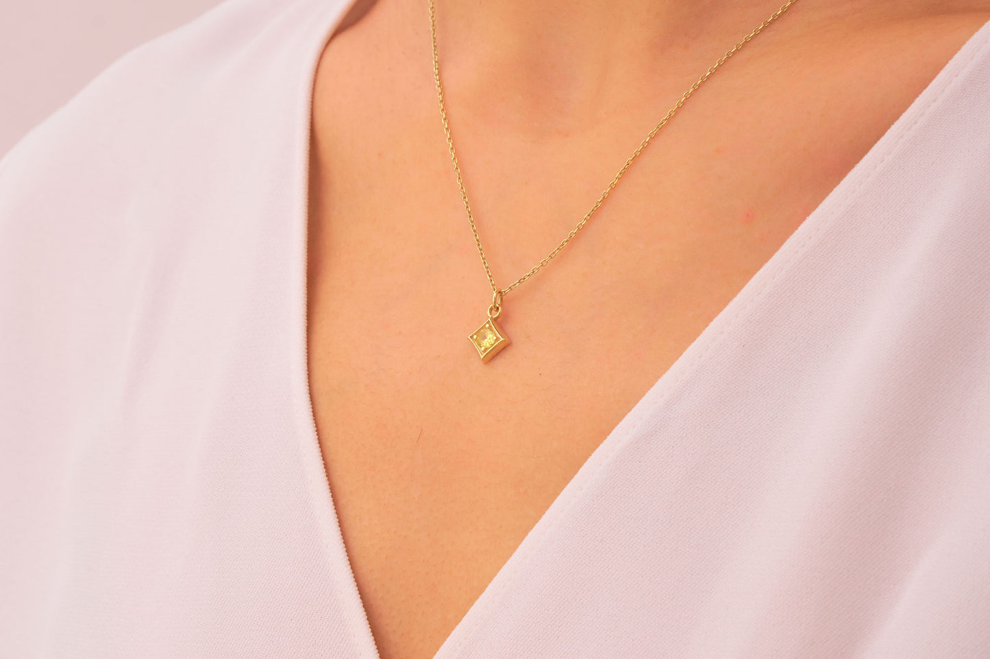 Dainty Citrine Stone Necklace inSolid Gold: Minimalist Birthstone Jewelry for Women