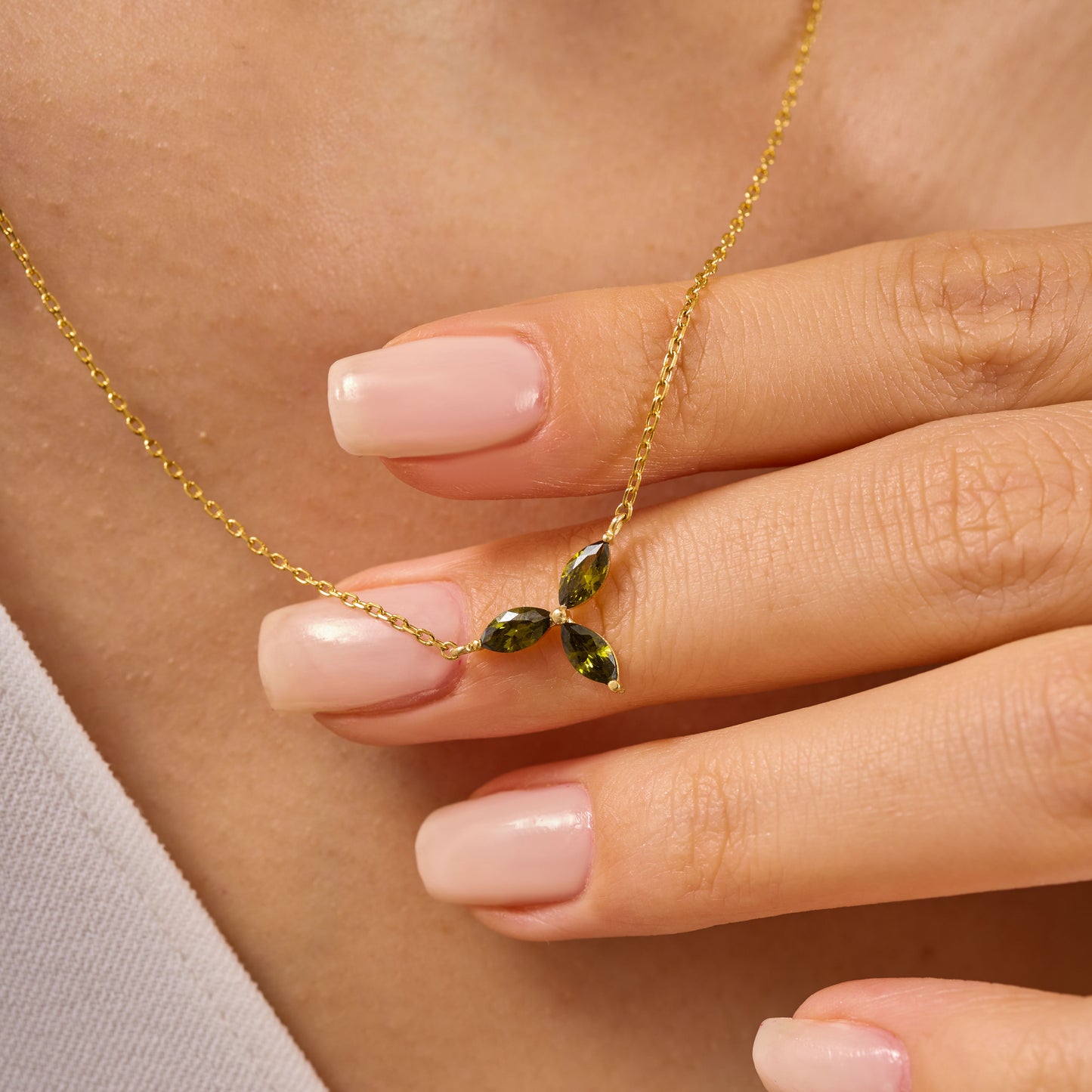 ÜçPeridot Markiz Taşlı Kolye (127)