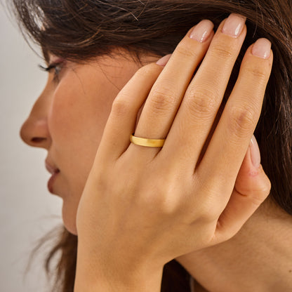 Solid Gold Thick Band, Minimalist Wedding Ring, Unisex Gold Ring