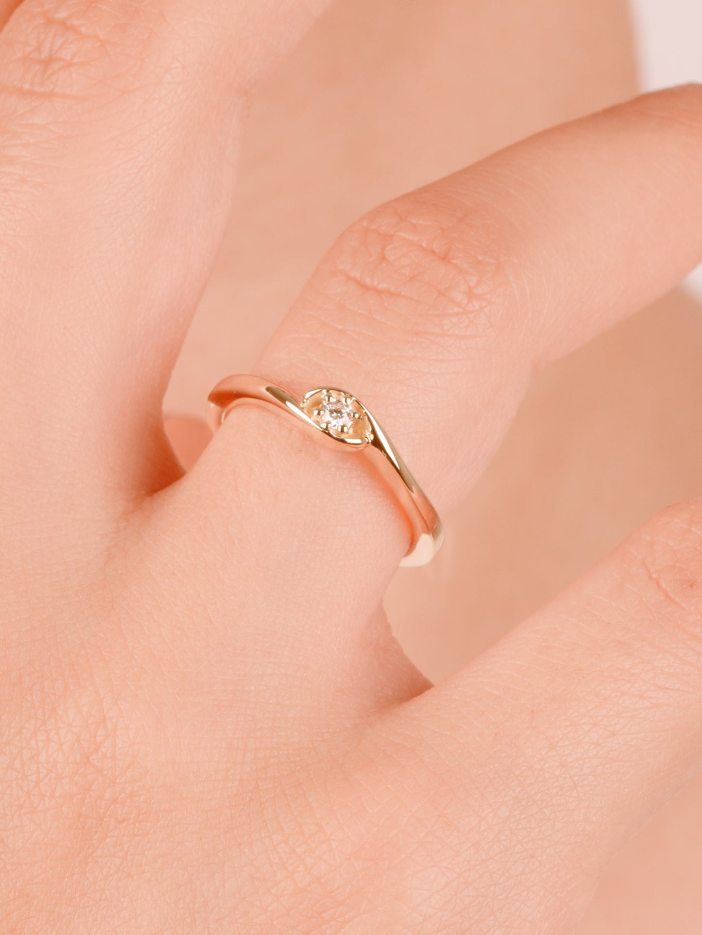 14K Gold Solitaire Moissanite Ring – Minimalist Solid Gold Engagement Ring