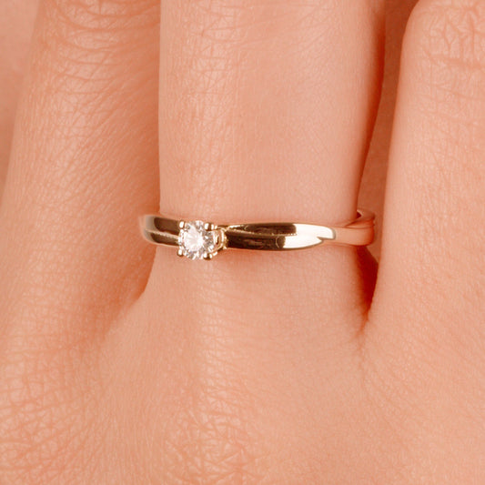 Solitaire Diamond Engagement Ring: Elegant Proposal Ring, Minimalist Bridal Ring, Luxury Proposal Ring (Copy)