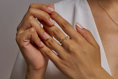 Leaf Diamond Cut Moissanite Cluster Ring: Elegant Leaf Design Jewelry in Silver & Gold Options