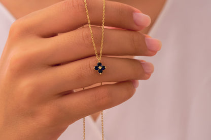 Safir Çiçek Kolye (146)