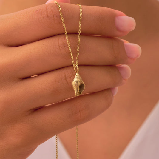 Minimalist Seashell Necklace: Solid Gold Seashell Pendant, Dainty Ocean-Inspired Beach Jewelry