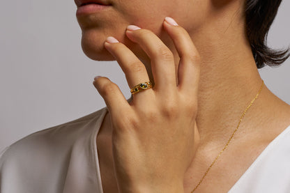 Green Peridot Statement Ring, Unique Gold Bezel Ring, Dainty Gemstone Ring for Her, Multi Stone Peridot Ring, August Birthstone Jewelry Gift