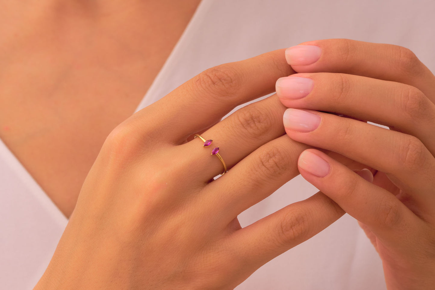 Open Marquise Cut Emerald and Garnet Ring, Birthstone Bypass Ring, Toi et Moi Ring, Adjustable Statement Ring for Women, Unique Promise Ring