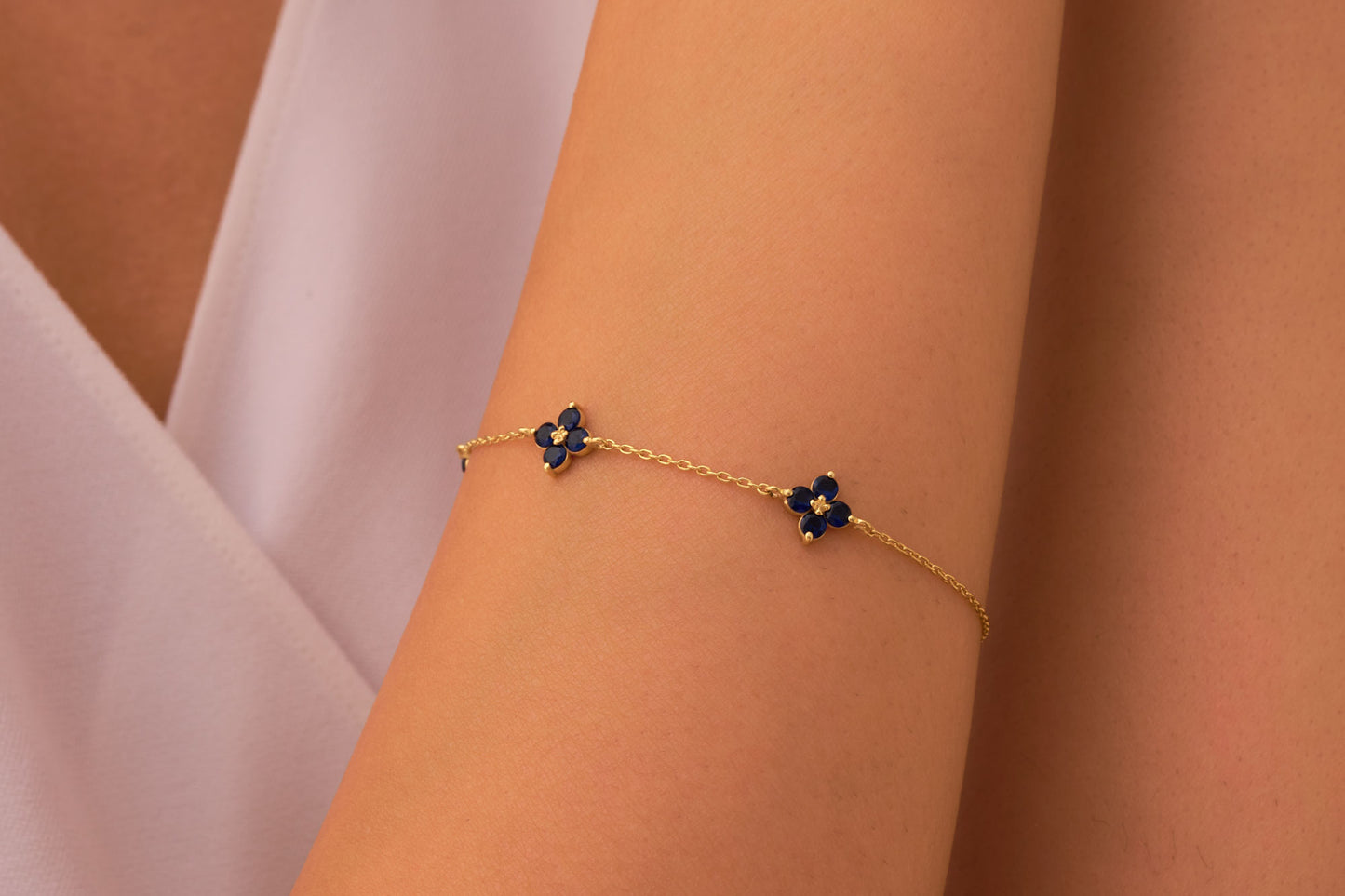 Sapphire  Flowers Bracelet, Handmade Floral Bracelet with Green Gemstones, Elegant Flower Bracelet for Her, Nature Inspired Bracelet