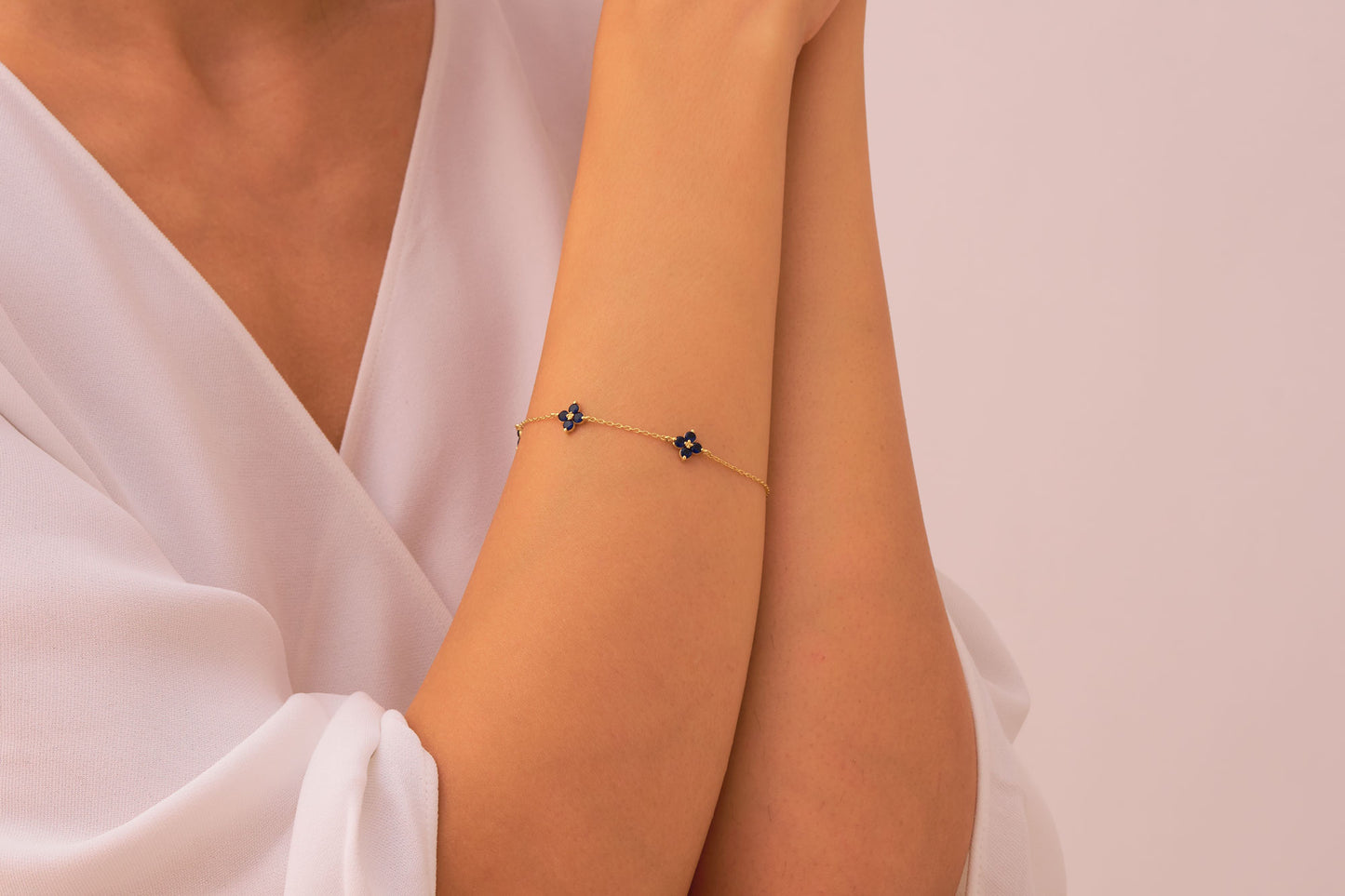 Sapphire  Flowers Bracelet, Handmade Floral Bracelet with Green Gemstones, Elegant Flower Bracelet for Her, Nature Inspired Bracelet