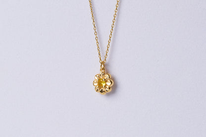 Dainty Daisy Flower Necklace with Citrine Stone: Nature Inspired Jewelry in Silver & Solid Gold